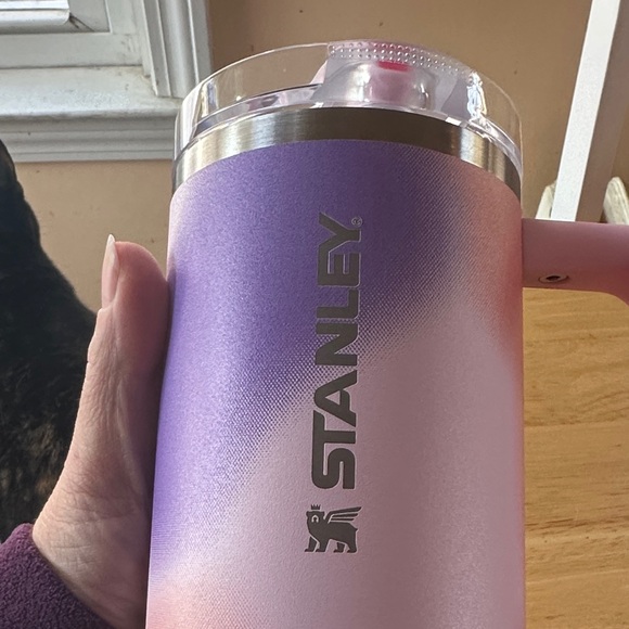 Stanley 30 oz. Pink and Purple Ombre Tumbler never used - Picture 7 of 8